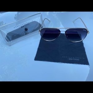 QUAY Australia X Desi Perkins (High Key Rimless)